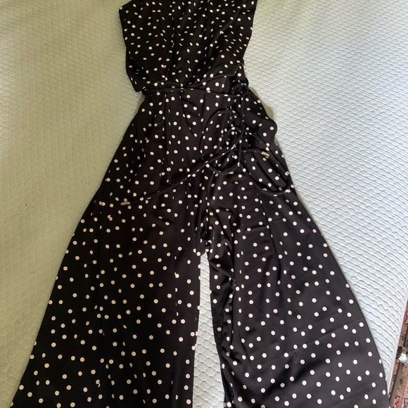 Jumpsuit - Picture 2 of 4